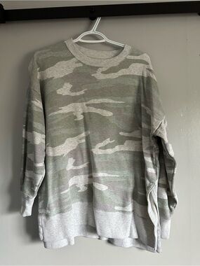 aerie Camo Crewneck Sweater in Green and Gray